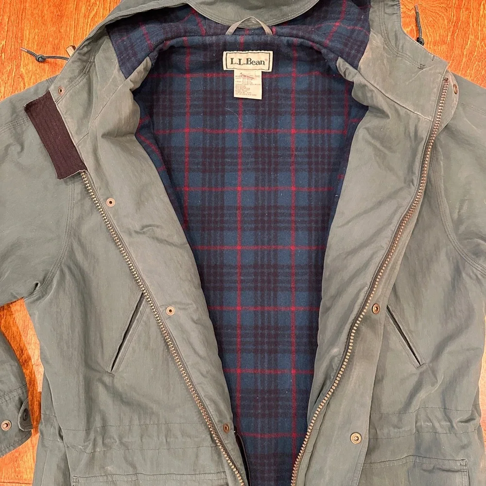 Vintage LL Bean Parka Mens L Green Wool Plaid Lined Hooded Chore Coat Jacket 90s